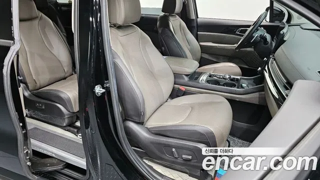Kia Carnival 4th Gen — Фото автомобиля 10