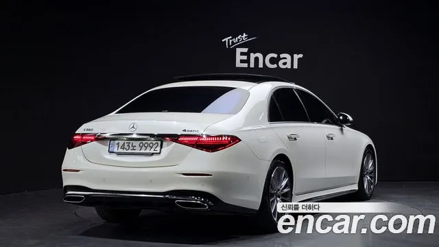 Mercedes-Benz S-Class — Фото автомобиля 2
