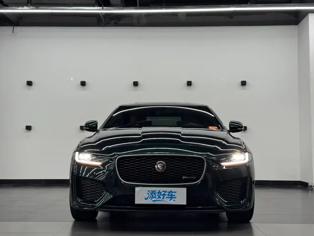 Jaguar XEL — Фото автомобиля 2