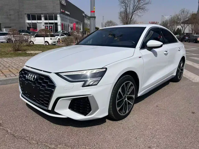 Фотография автомобиля — Audi A3