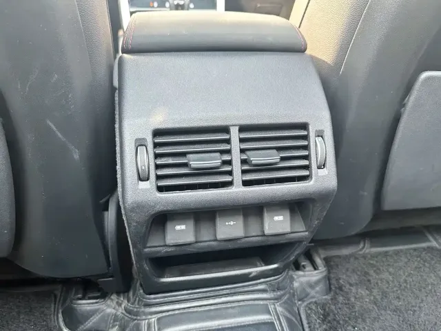Land Rover Discovery Sport — Фото автомобиля 18