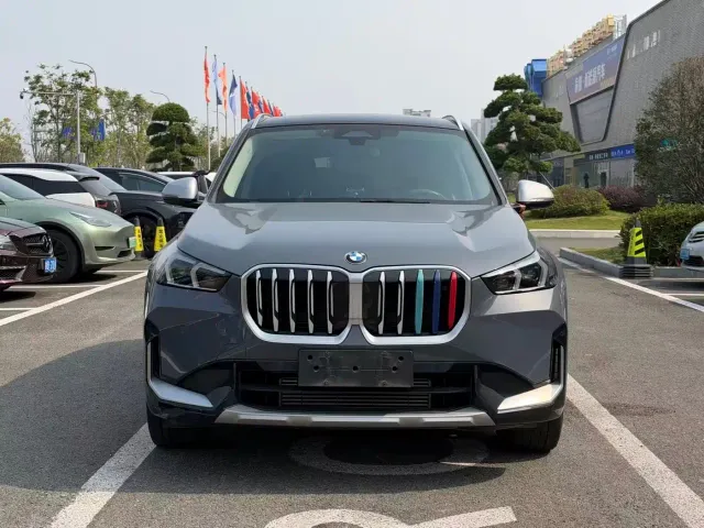 BMW X1 — Фото автомобиля 2