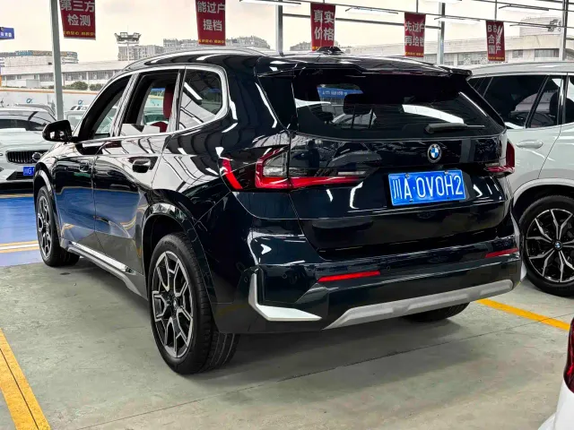 BMW X1 — Фото автомобиля 4