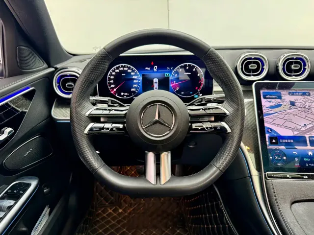 Mercedes-Benz C-Class — Фото автомобиля 16