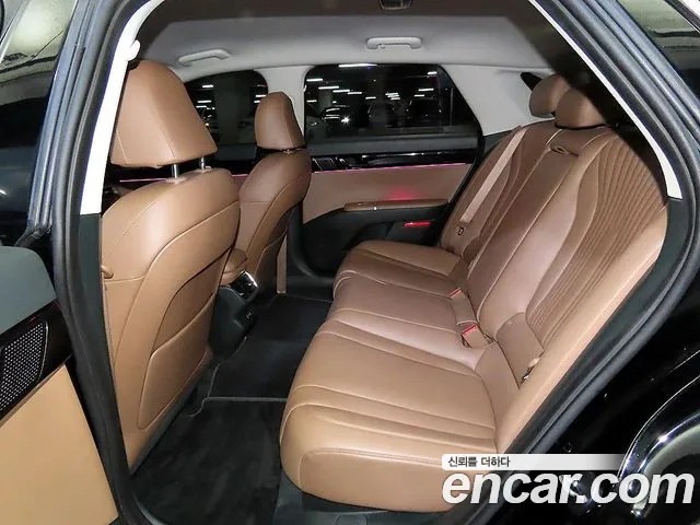 Hyundai Grandeur Grandeur (GN7) 2.5 Бензин 2WD — Фото автомобиля 7
