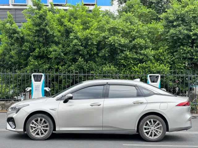 GAC Aion S — Фото автомобиля 7