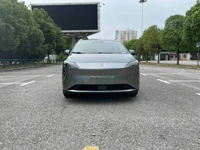 GAC Aion Y — Фото автомобиля 2