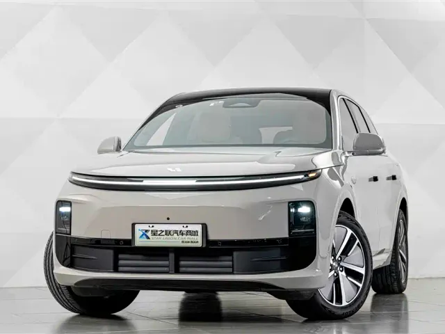 Li Auto L6 — Фото автомобиля 2