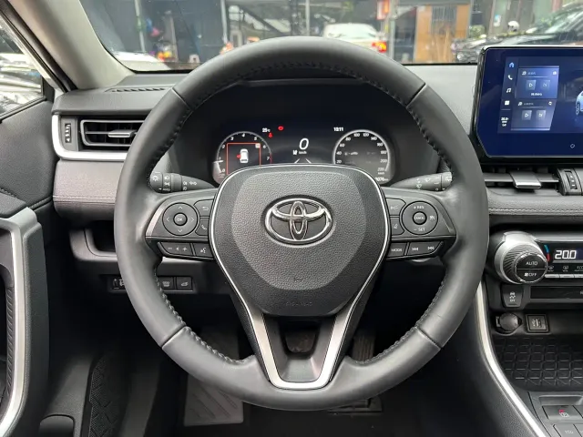 Toyota Wildlander — Фото автомобиля 10