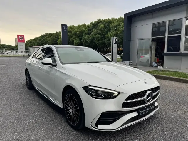 Mercedes-Benz C-Class — Фото автомобиля 3