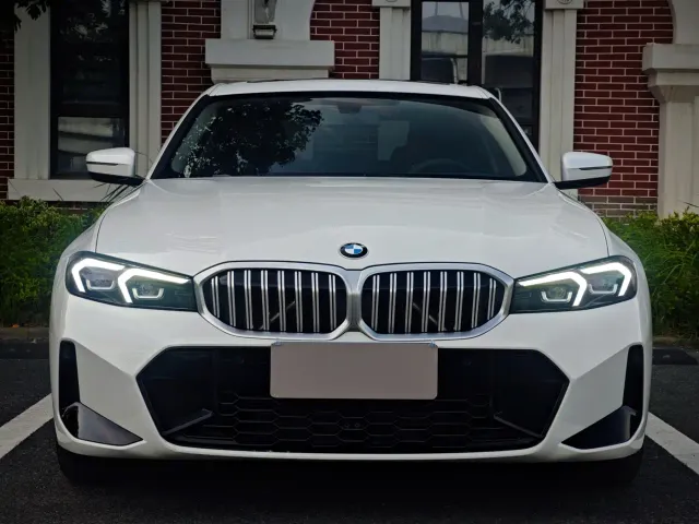 BMW 3 Series — Фото автомобиля 2