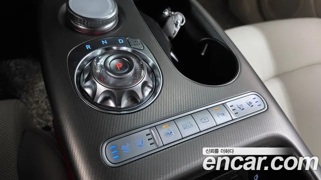 Genesis GV60 — Фото автомобиля 9