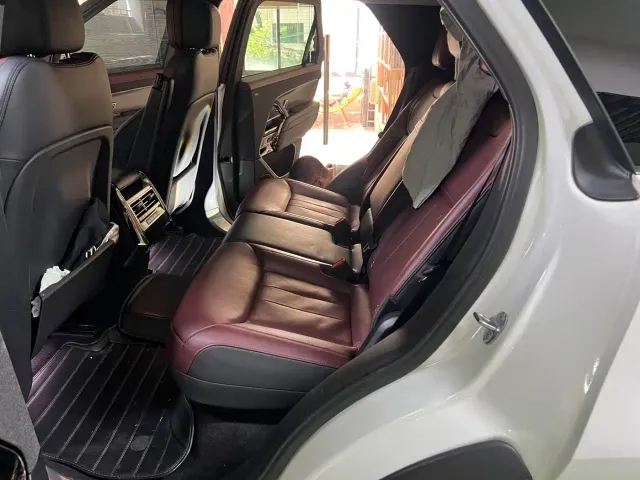 Land Rover Range Rover Sport — Фото автомобиля 7