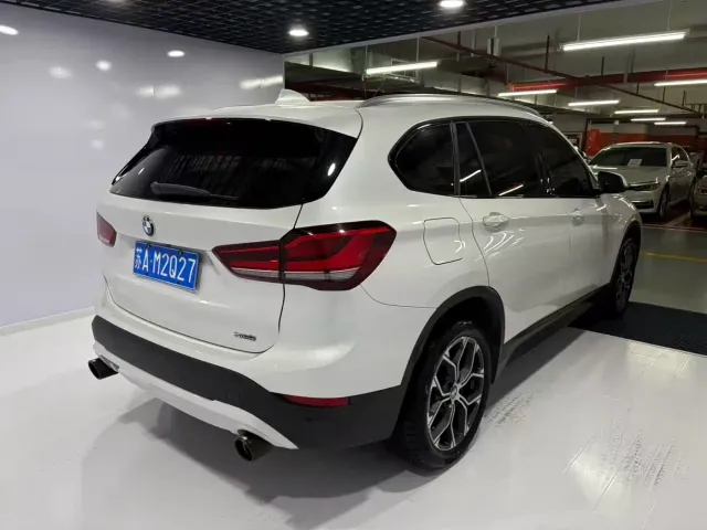 BMW X1 — Фото автомобиля 5