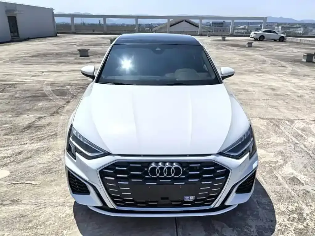 Audi Audi A3 2023 Sportback 35 TFSI Fashion Sport — Фото автомобиля 2