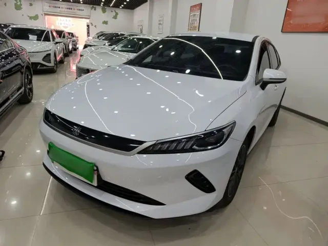 Фотография автомобиля — BYD Qin PLUS
