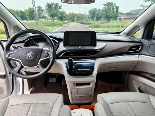 Buick Buick GL8 2023 Model Land Business Class Comfort — Фото автомобиля 4