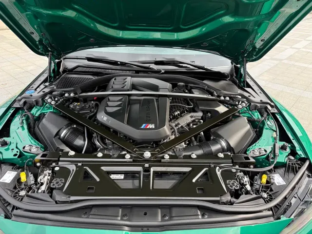 BMW M4 — Фото автомобиля 4