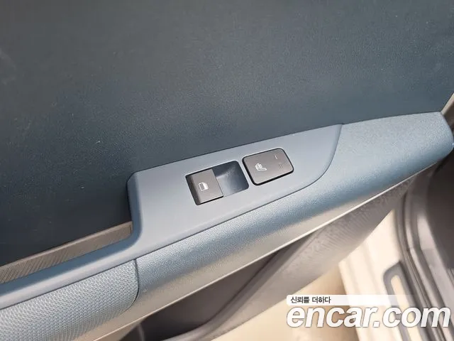 Kia Niro The All New — Фото автомобиля 27