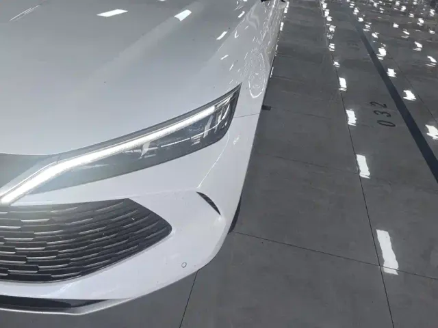 BYD Qin L — Фото автомобиля 5