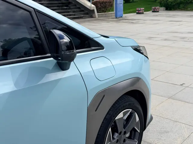 GAC Aion Y — Фото автомобиля 15