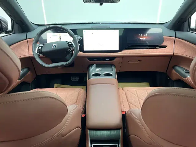Changan Changan CS75 PLUS 2025 4th Gen UItra 2.0T New Blue Whale Cloudrider Model — Фото автомобиля 22