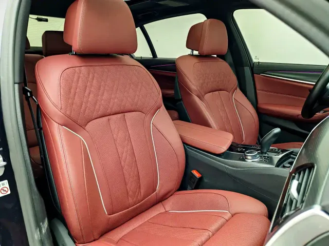 BMW 5 Series — Фото автомобиля 14