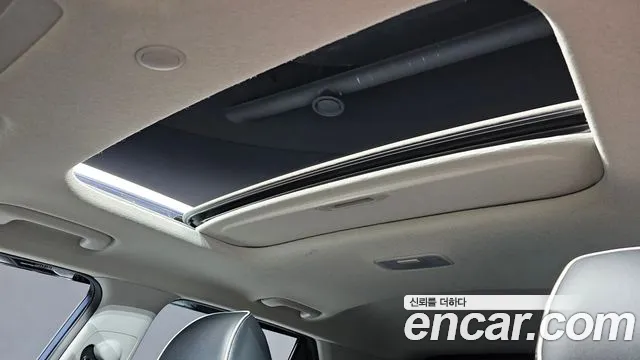 Hyundai Venue — Фото автомобиля 19