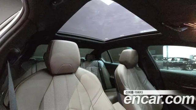 BMW 5 Series G60 — Фото автомобиля 19