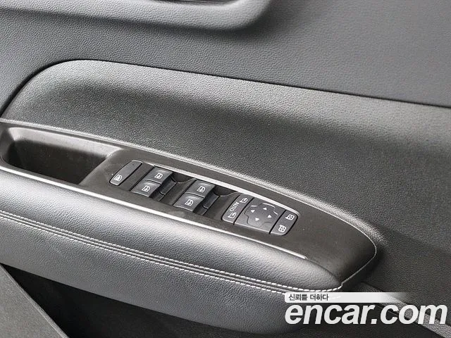 Renault-KoreaSamsung QM6 Новый QM6 2.0 GDe RE Signature 2WD — Фото автомобиля 16