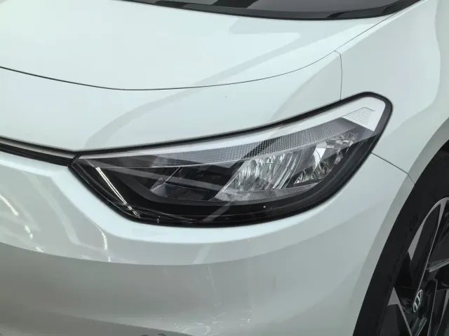 Volkswagen ID.3 — Фото автомобиля 7
