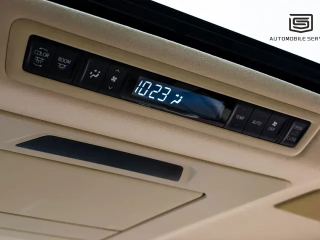 Toyota Alphard — Фото автомобиля 17