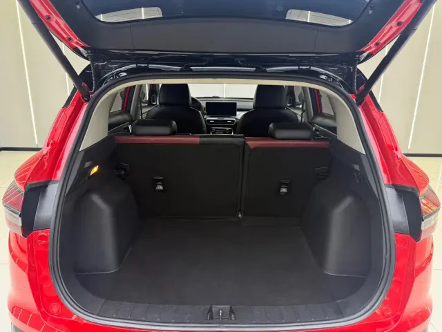 Geely Binyue — Фото автомобиля 14