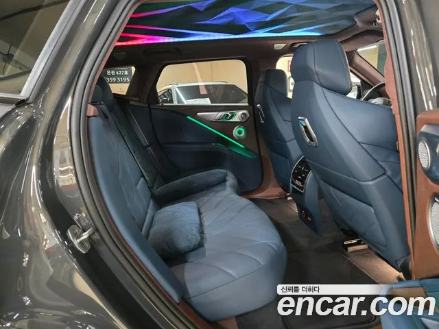 BMW XM — Фото автомобиля 6