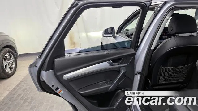 Audi Q5 45 TFSI quattro — Фото автомобиля 24