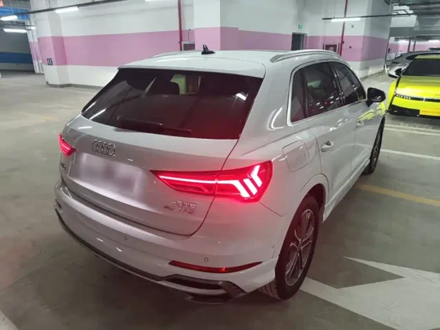 Audi Q3 — Фото автомобиля 6