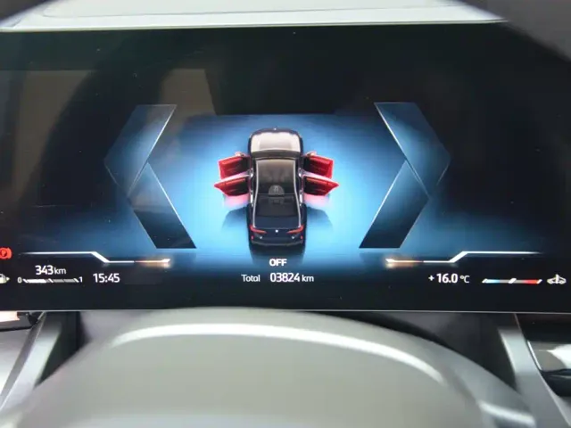 BMW 5 Series — Фото автомобиля 12