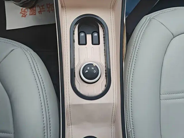 Wuling Hongguang Mini EV — Фото автомобиля 13