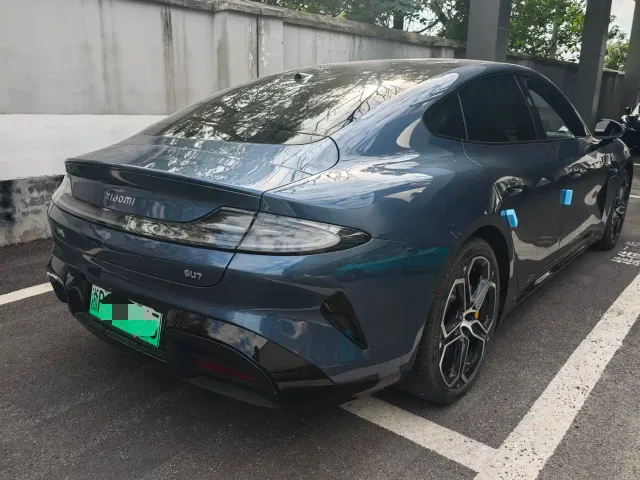 Xiaomi SU7 — Фото автомобиля 13