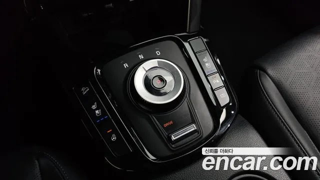 Kia Seltos New — Фото автомобиля 9