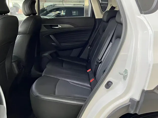 Changan CS35 Plus — Фото автомобиля 12