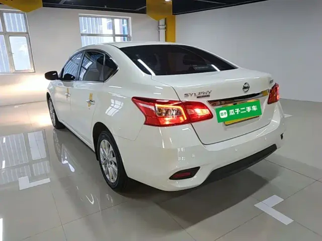 Nissan Sylphy — Фото автомобиля 4