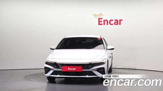 Hyundai AVANTE Новый Avante (CN7) — Фото автомобиля 3