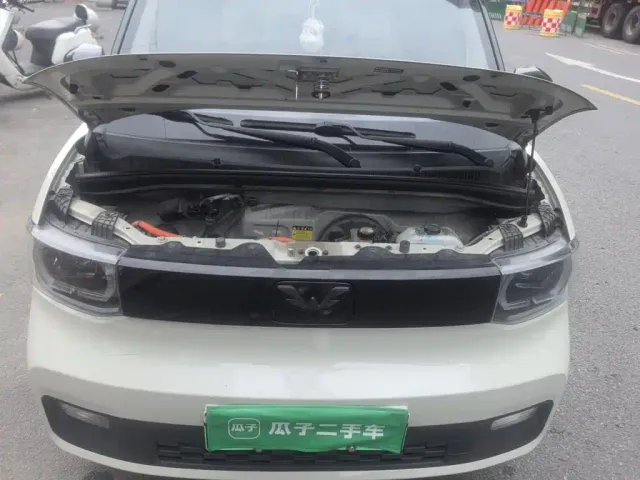 Wuling Hongguang Mini EV — Фото автомобиля 10