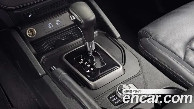 KG_Mobility_Ssangyong Rexton Новый Rexton Sport Дизель 2.2 4WD — Фото автомобиля 8