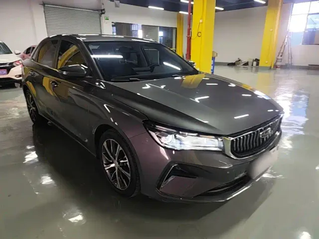Geely Emgrand — Фото автомобиля 3