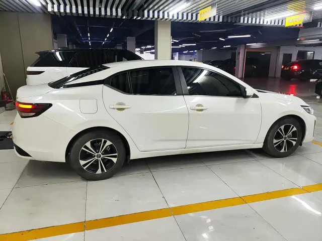 Nissan Sylphy — Фото автомобиля 5
