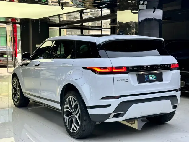 Land Rover Range Rover Evoque — Фото автомобиля 6