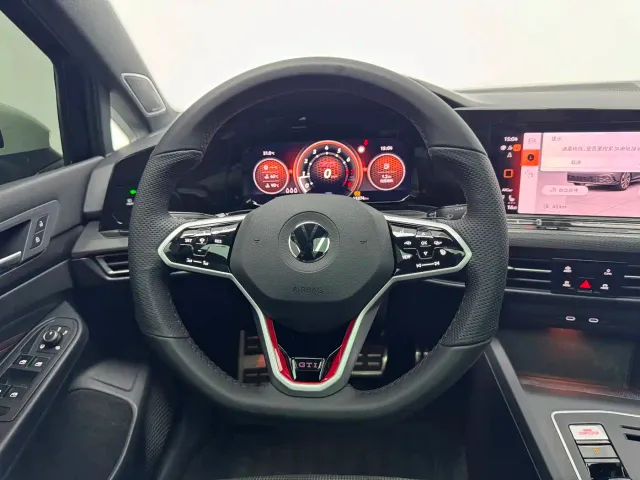 Volkswagen Golf GTI — Фото автомобиля 11