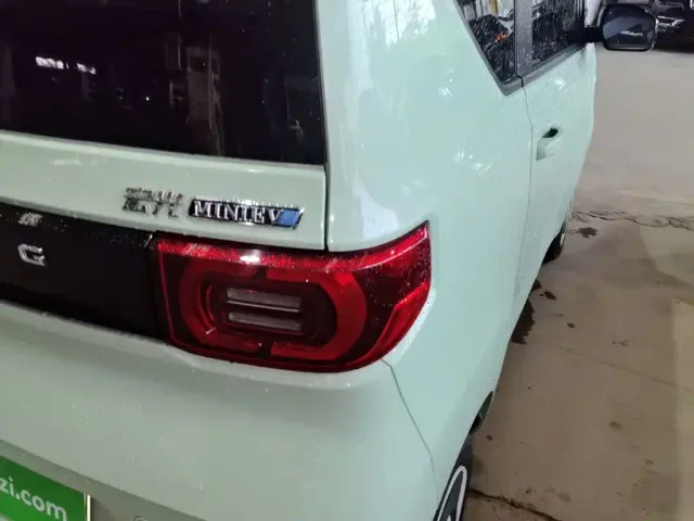 Wuling Hongguang Mini EV — Фото автомобиля 7